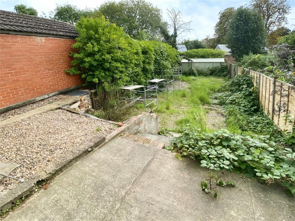 Additional image 6 of Glenfield Avenue, Nuneaton, Warwickshire, CV10