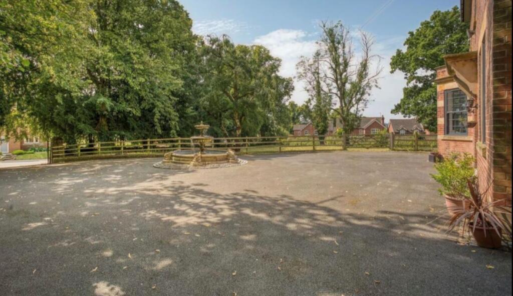 Additional image 38 of The Old Vicarage, 103 Church Street, Denby Village, Ripley, Derbyshire, DE5 8PH