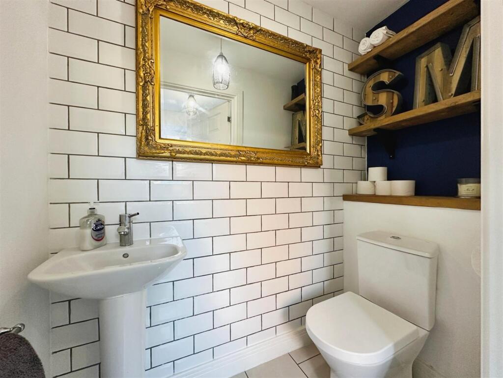 Additional image 32 of Emerson Close, Warwick