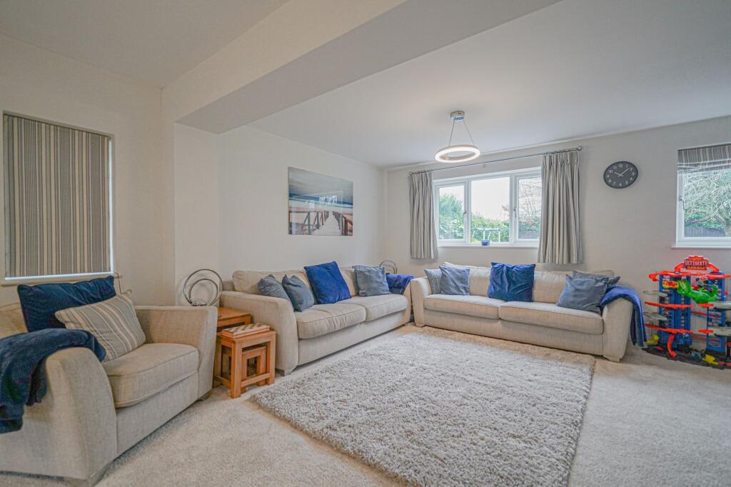 Additional image 28 of Green Lane, Balsall Common, CV7