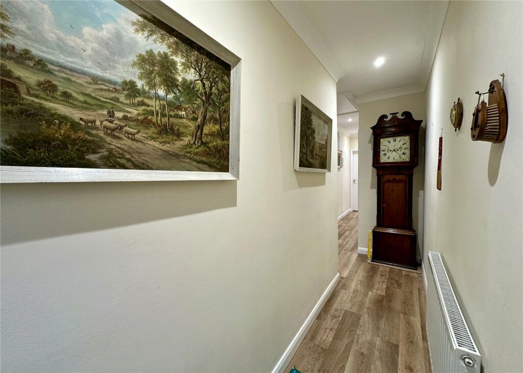 Additional image 6 of Ettington Close, Wellesbourne, Warwick, Warwickshire, CV35