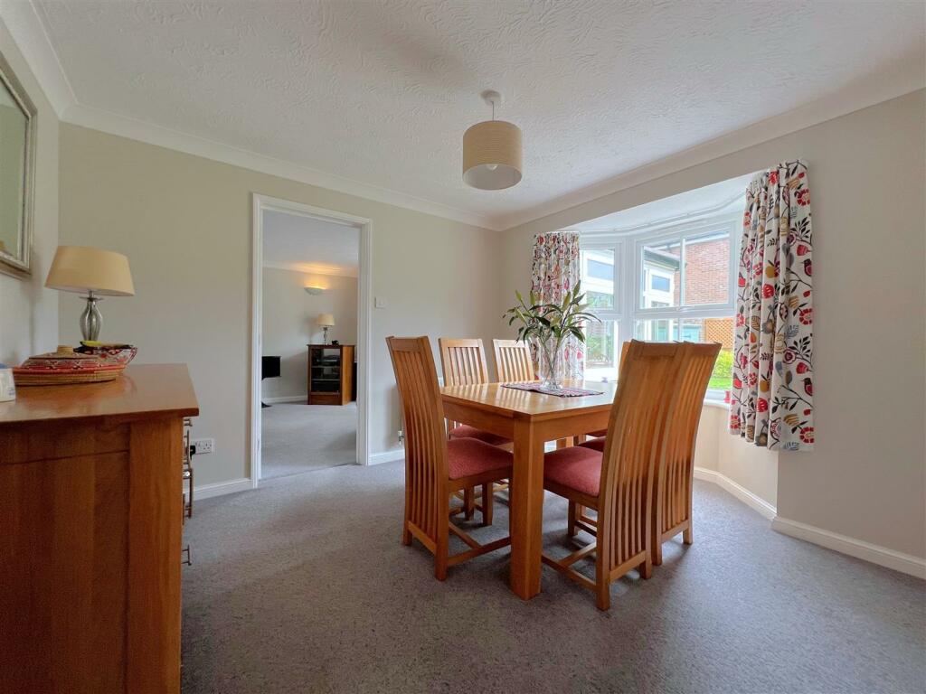 Additional image 13 of Robins Grove, Warwick