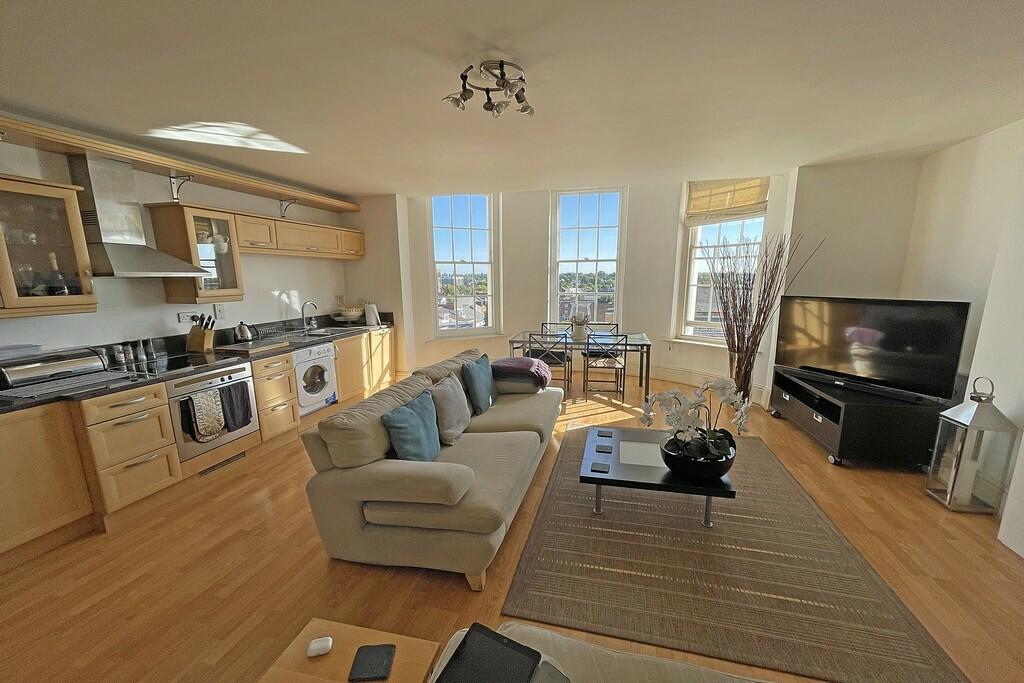 Additional image 5 of Clarence Mansions, Leamington Spa