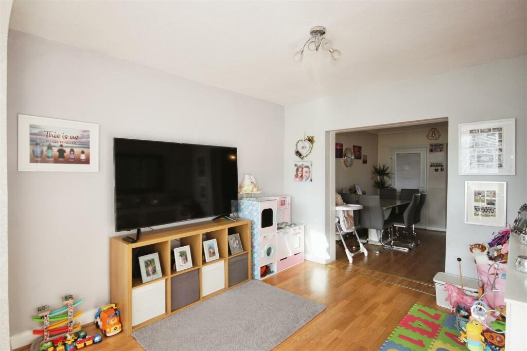 Additional image 9 of Overslade Crescent, Coundon, Coventry