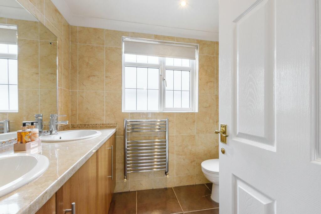 Additional image 10 of Blackfen Road, Sidcup, DA15