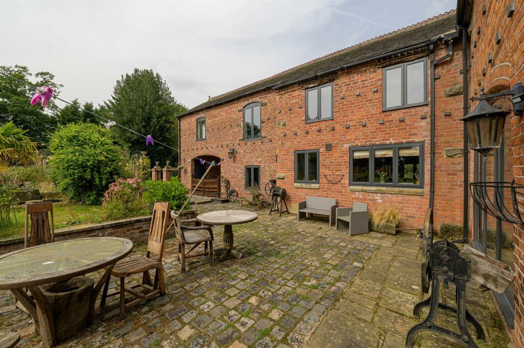 Additional image 45 of Oak Bank Barn, Heatley Lane, Broomhall, Nantwich