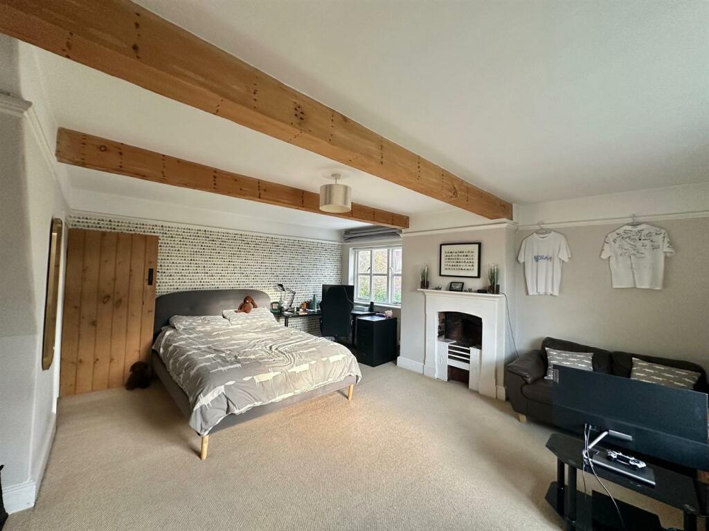 Additional image 28 of Colleys Lane, Willaston, Cheshire