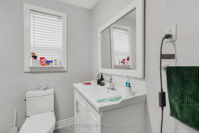 Additional image 32 of 64 First Rd