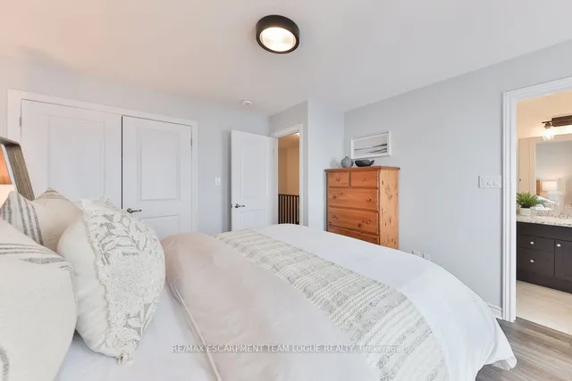 Additional image 31 of 34 Borers Creek Circ