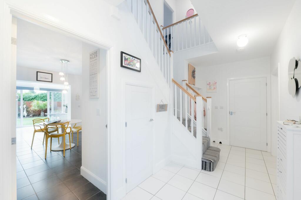 Additional image 4 of Over 2100 square feet on a large plot