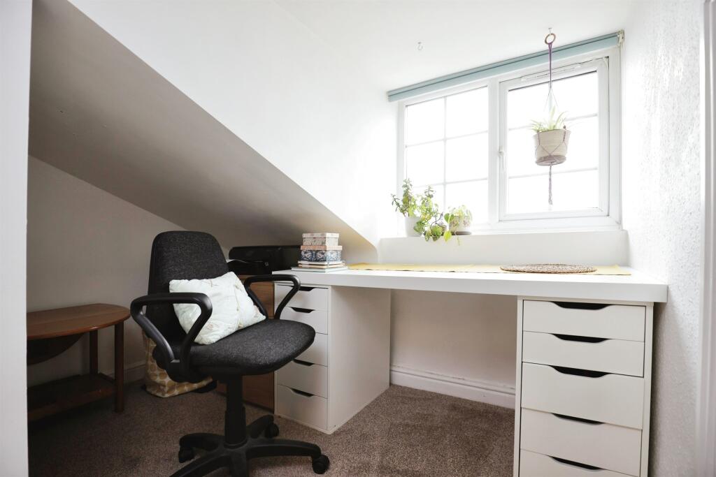 Additional image 9 of Beauchamp Avenue, Leamington Spa