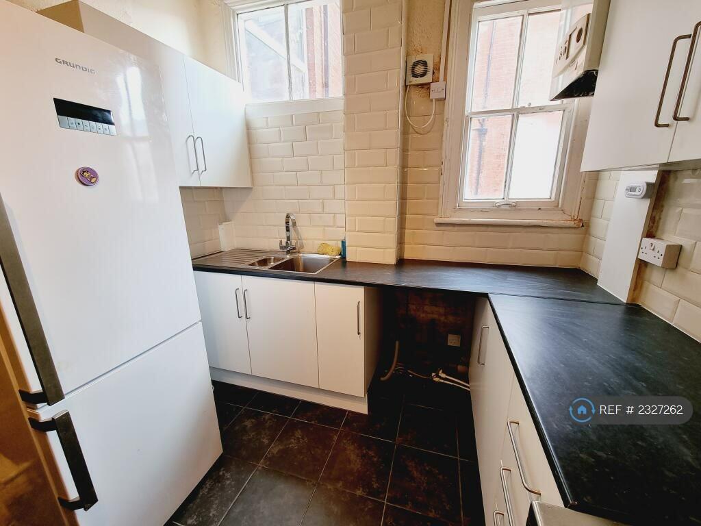 Additional image 3 of Avenue Road, Leamington Spa, CV31