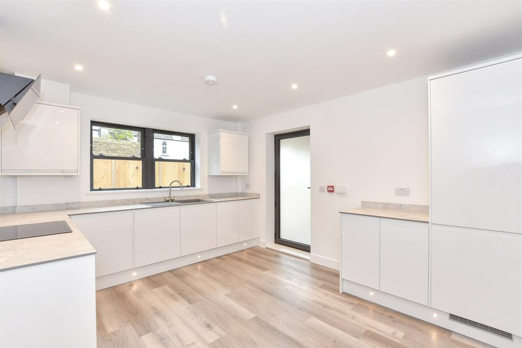 Additional image 10 of Pier View, St. George's Terrace, Herne Bay, Kent