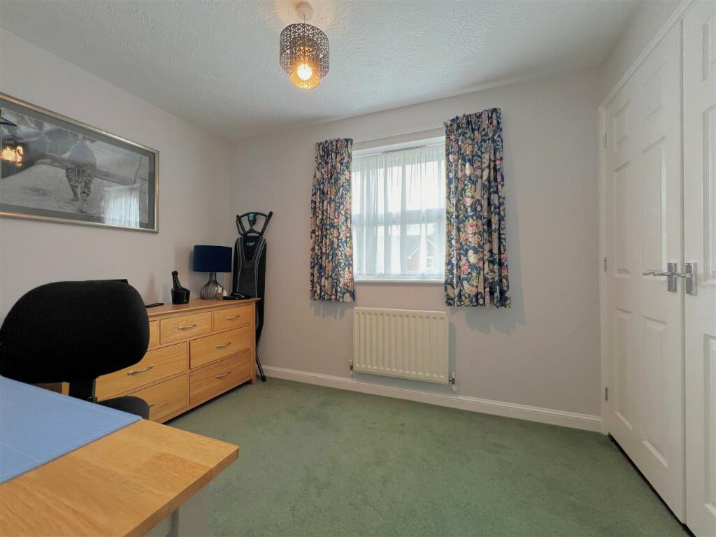 Additional image 24 of Robins Grove, Warwick