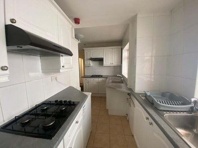 Additional image 13 of Binswood Avenue, Leamington Spa