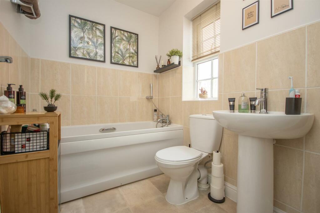 Additional image 15 of Luton Road, Church Gresley, Swadlincote