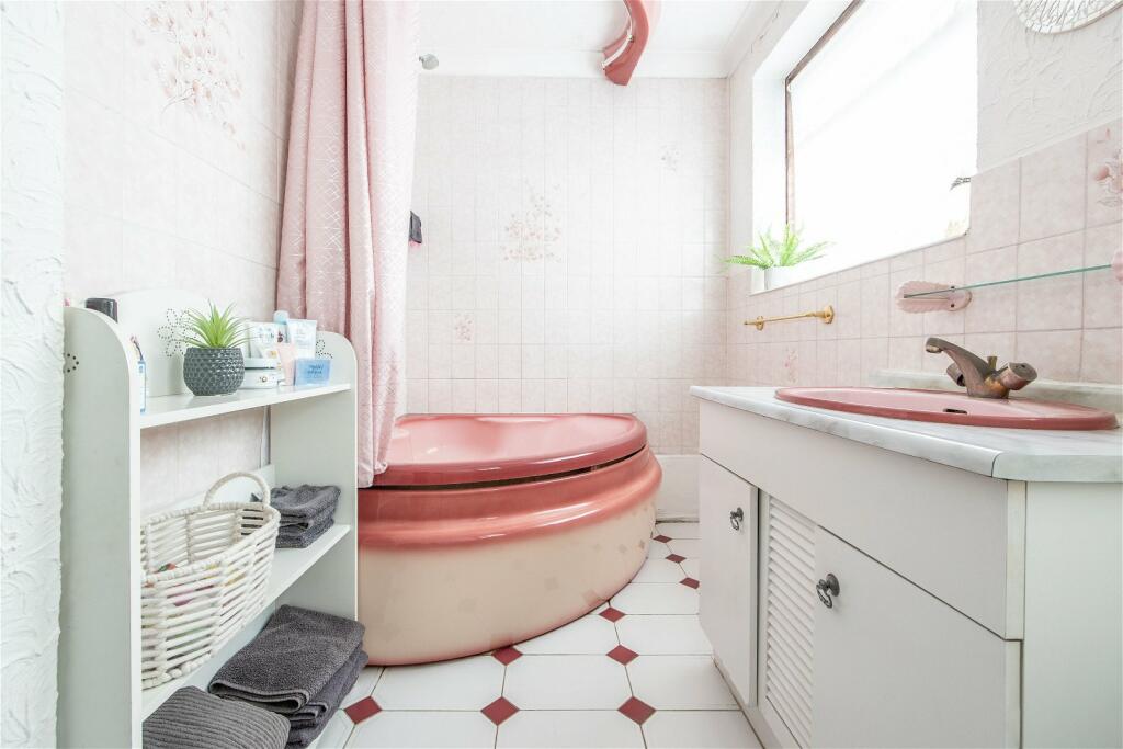 Additional image 19 of Dobson Road, Gravesend, DA12 5TE