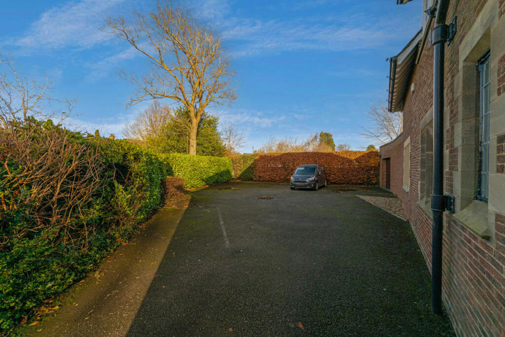 Additional image 26 of Rugby Road, Rugby, Dunchurch CV22 6PL