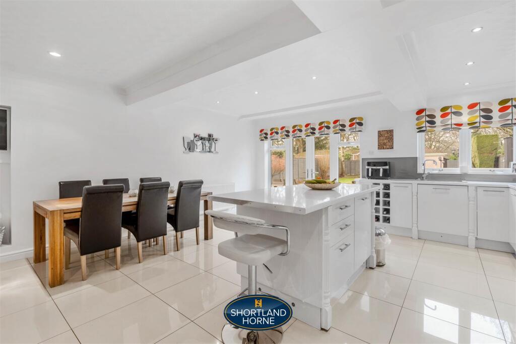 Additional image 5 of Armorial Road, Styvechale, Coventry