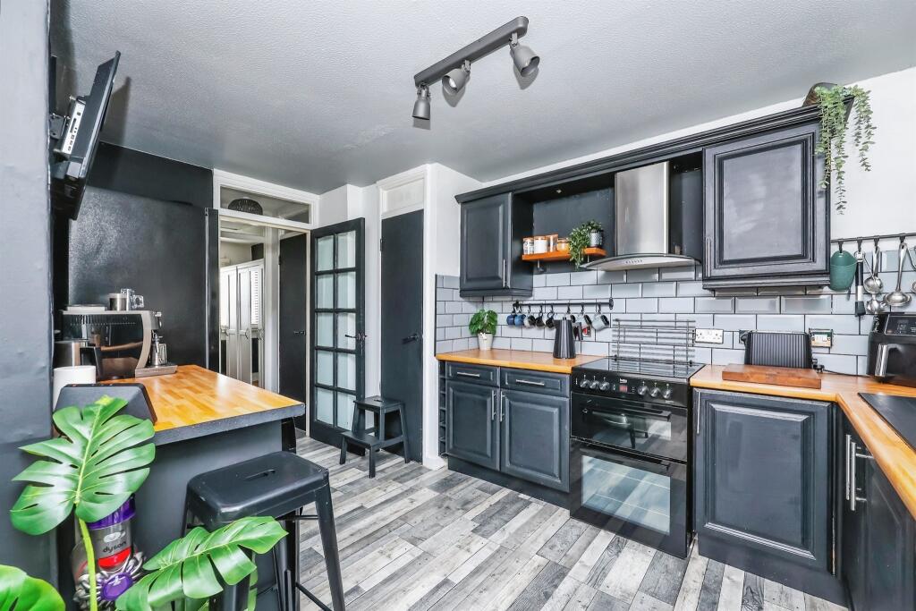 Additional image 5 of Holmesfield Drive, Heanor