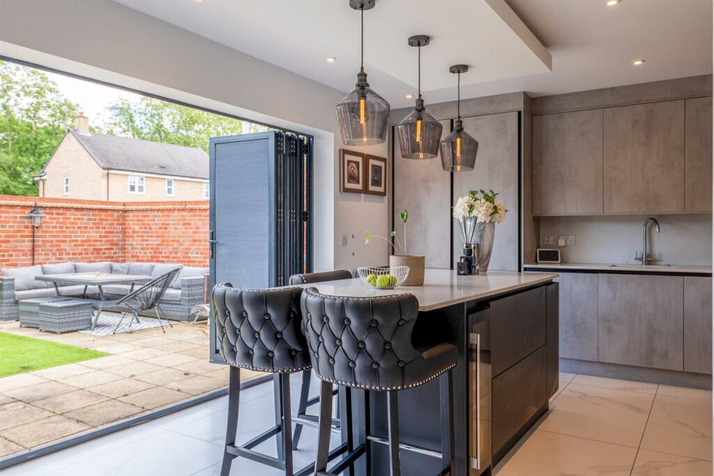 Additional image 22 of Kestrel Row, Southam