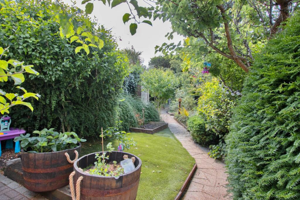 Additional image 20 of Raeburn Avenue, West Dartford, DA1