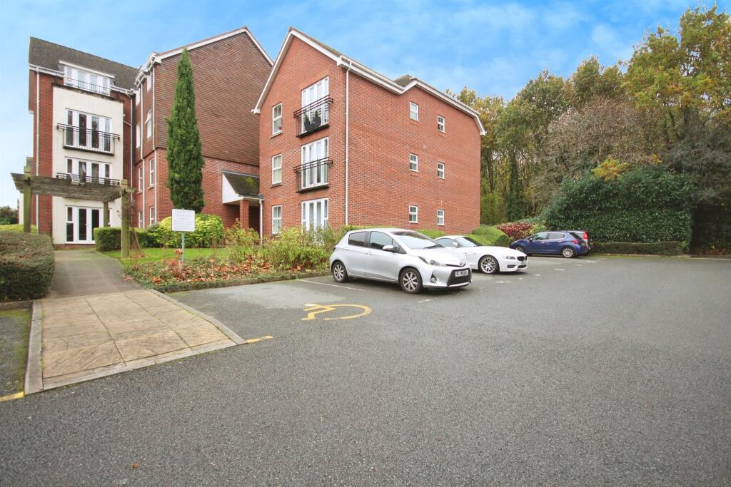 Additional image 7 of Birch Meadow Close, Warwick