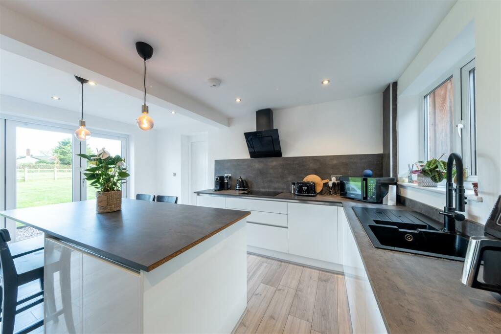 Additional image 7 of A charming 3 bedroom cottage with 2 bedroom annex in Alpraham