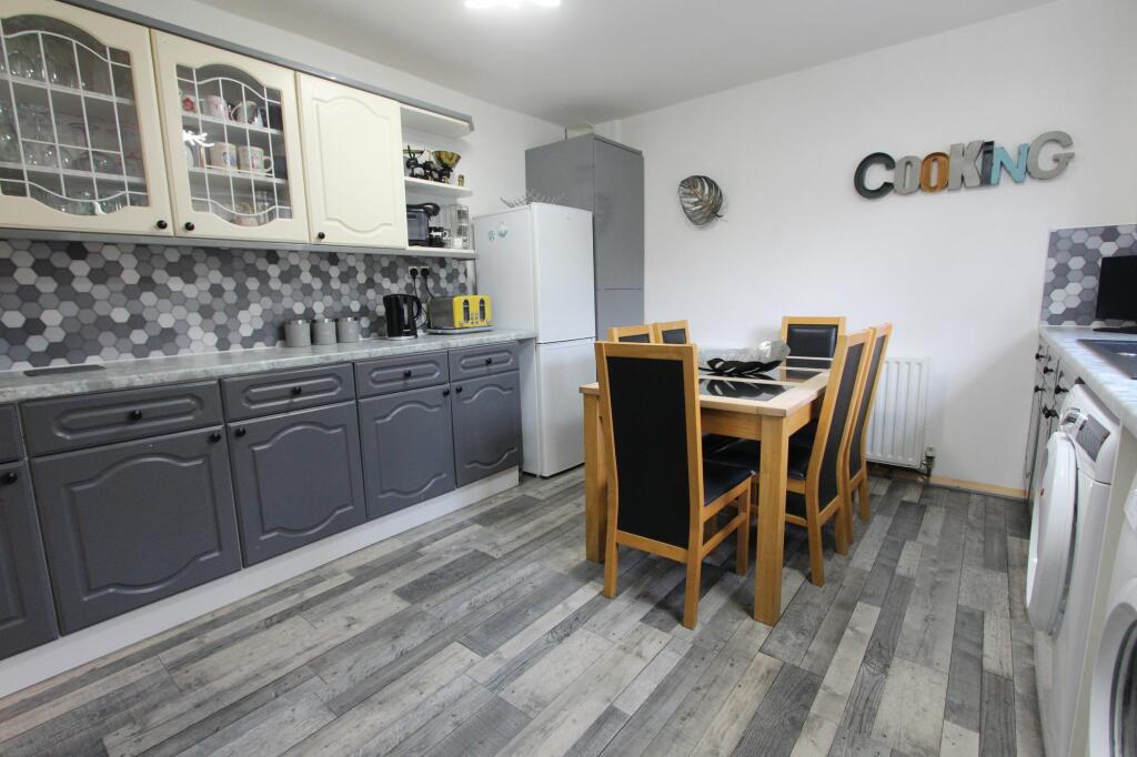 Additional image 10 of Whitnash Close, Balsall Common, CV7