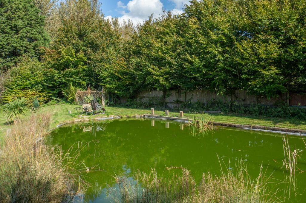 Additional image 49 of Shatterling, Canterbury, CT3