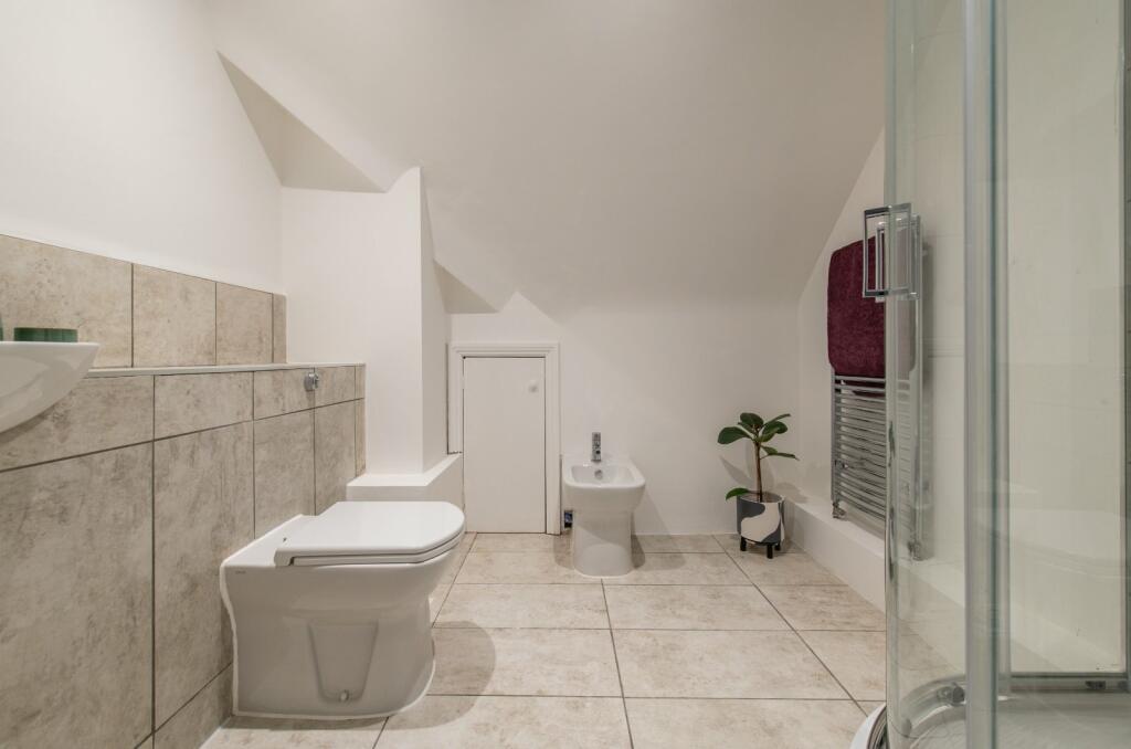 Additional image 11 of Lewis Road, Istead Rise, Gravesend, Kent, DA13