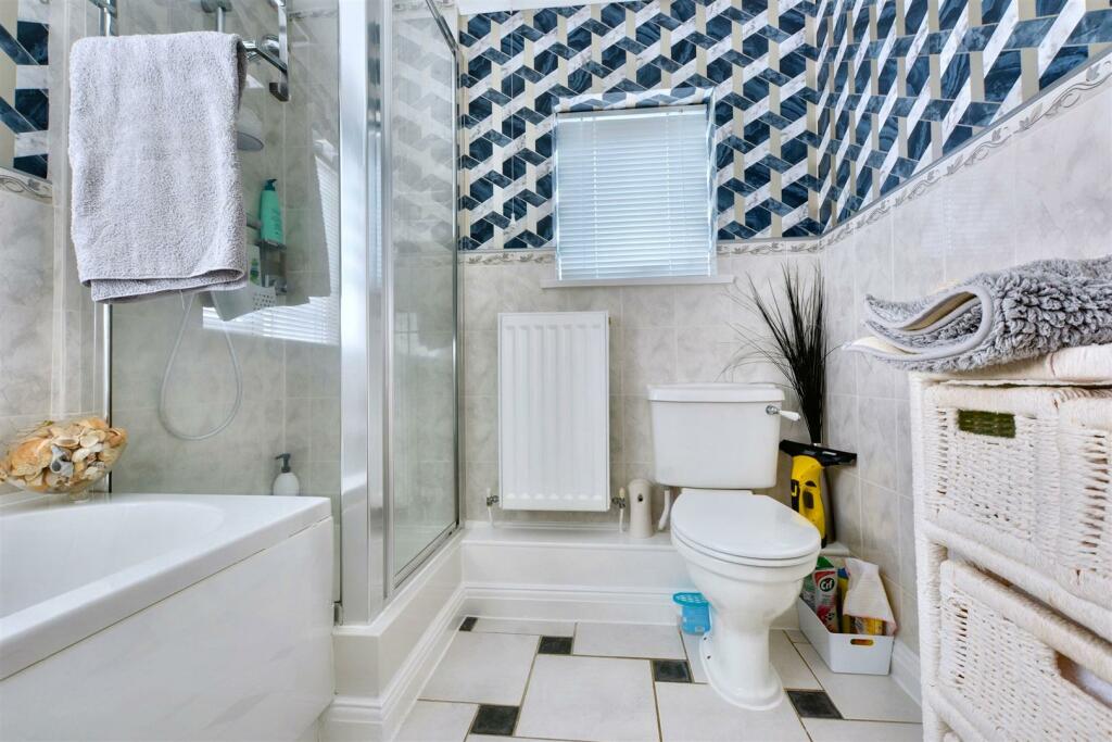 Additional image 21 of London Road, Shardlow