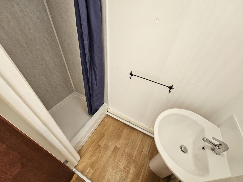 Additional image 6 of Flat 2, 40 Heath Terrace, Leamington Spa