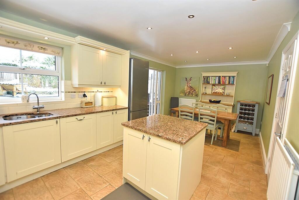 Additional image 10 of Lawrence Close, Cranage