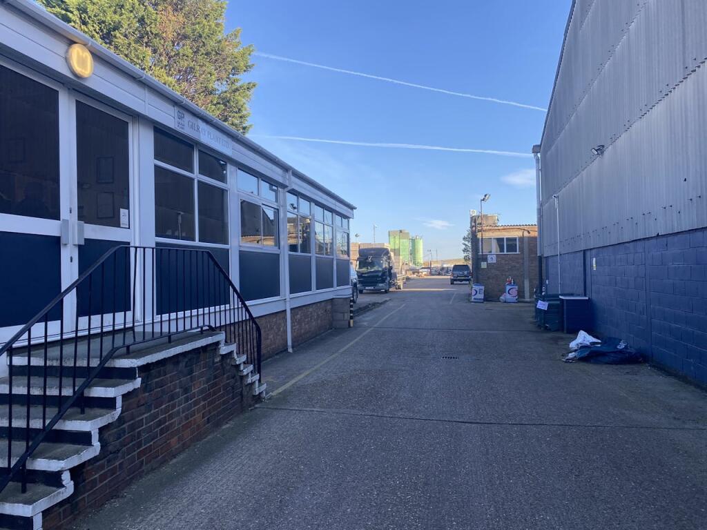 Additional image 9 of Units A/B, Cedars Transport Depot, Church Manorway, Erith, DA8 1DE