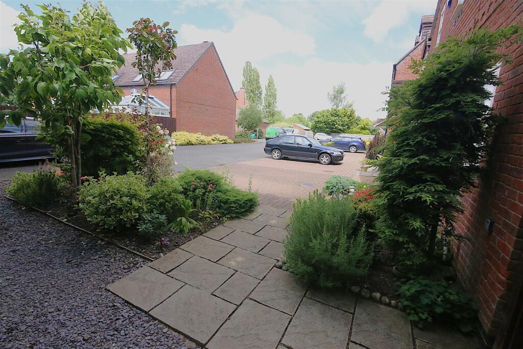 Additional image 19 of Penny Lane, Rugby