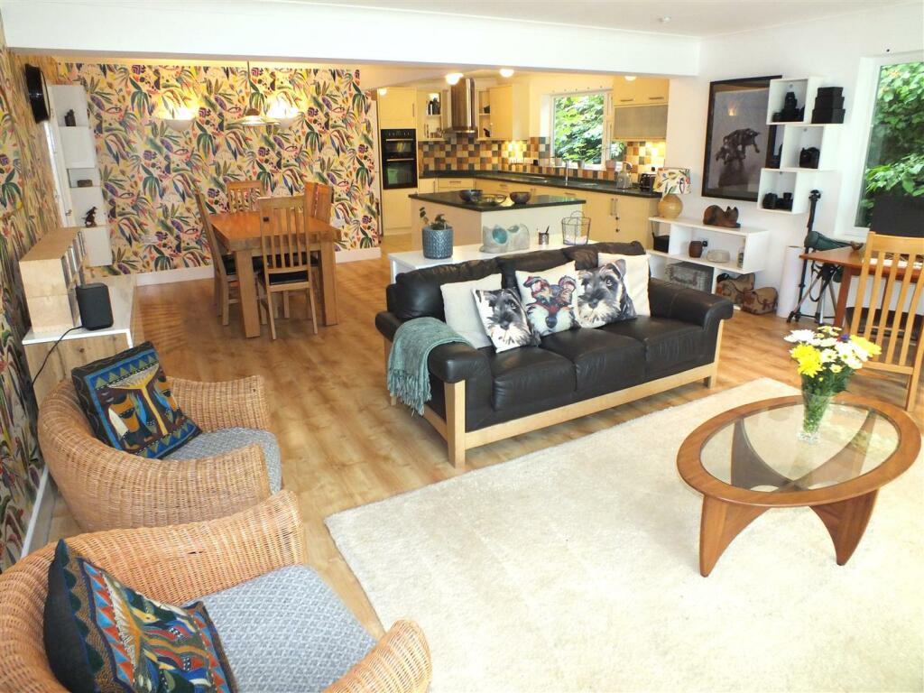 Additional image 6 of Cornwallis Avenue, Folkestone