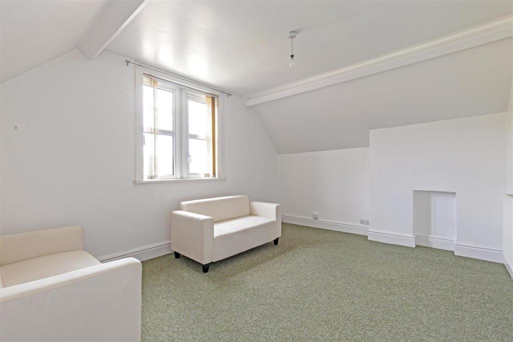 Additional image 7 of Office 3, Snitterton Road, Matlock