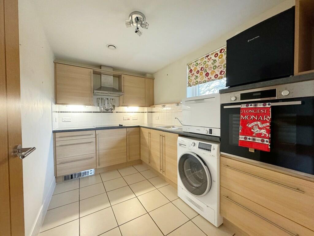 Additional image 3 of Wilton Court, Southbank Road, Kenilworth