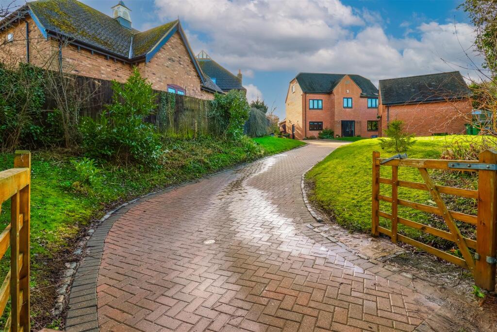 Additional image 4 of Flecknoe, Rugby