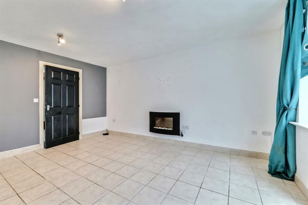 Additional image 4 of Mimosa Close, Bermuda Park, Nuneaton