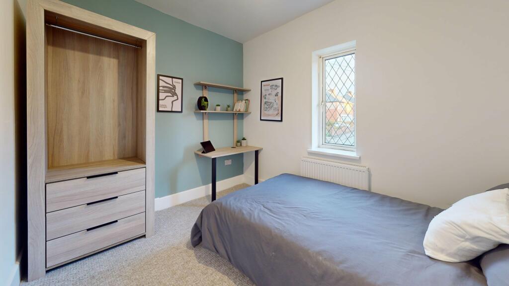 Additional image 25 of Long Acres 2 WEEK RENT FREE 25/26, ,