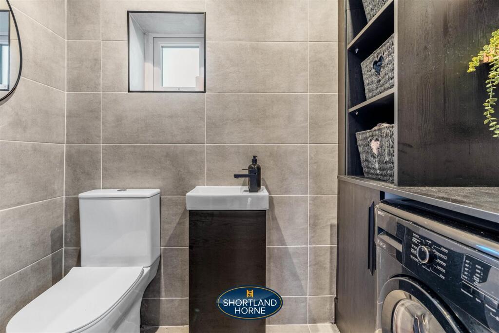 Additional image 12 of Gregory Avenue, Styvechale, Coventry