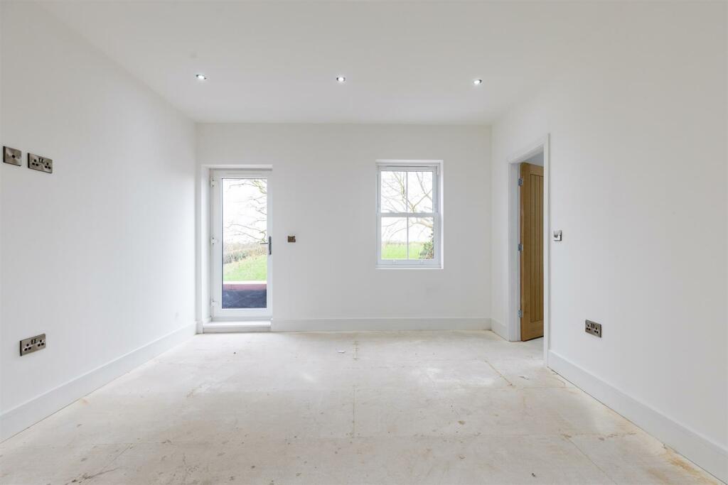 Additional image 25 of OPEN DAY: SATURDAY 15 FEBRUARY BETWEEN 10AM - 1PM. 3 The Mayfair, Audlem Road, Woore