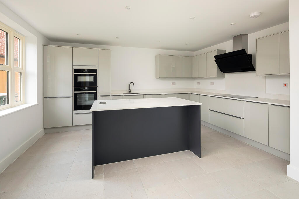 Additional image 5 of Station Avenue, Houlton, Rugby