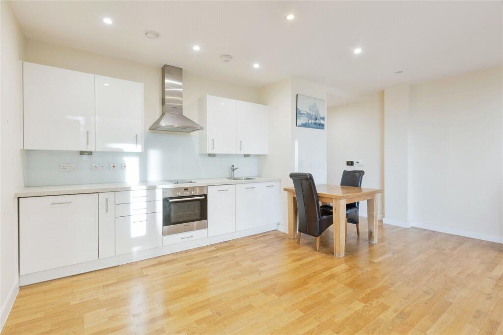 Additional image 7 of Station Road, Sidcup, DA15