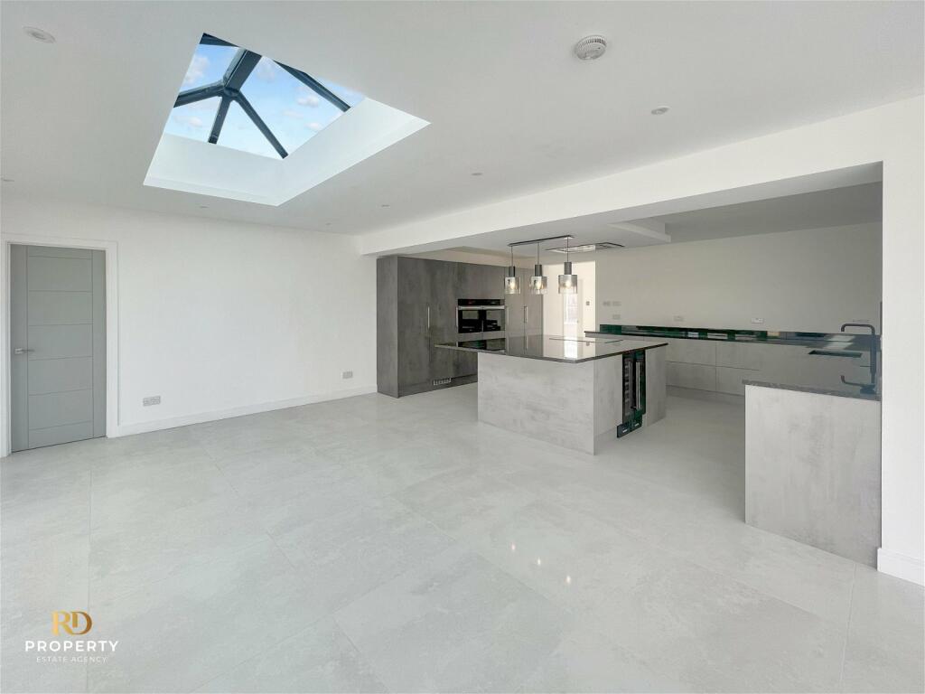 Additional image 31 of Pean Court Road, Whitstable, CT5 3BA