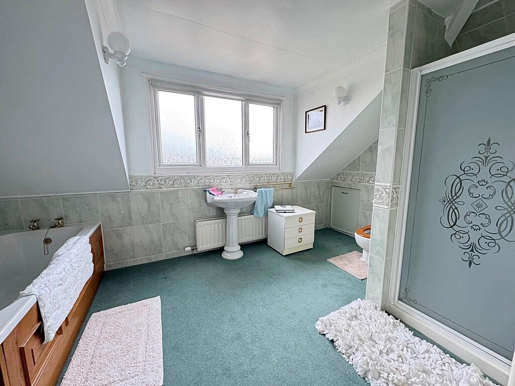 Additional image 7 of Queens Road, Kenilworth