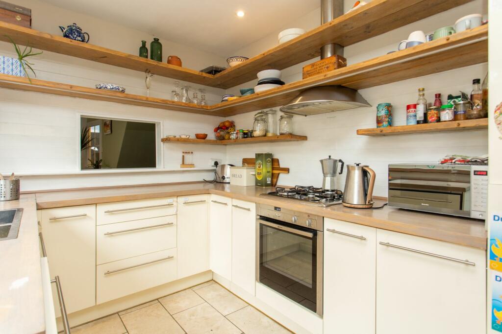 Additional image 20 of Warwick Road, Whitstable, CT5