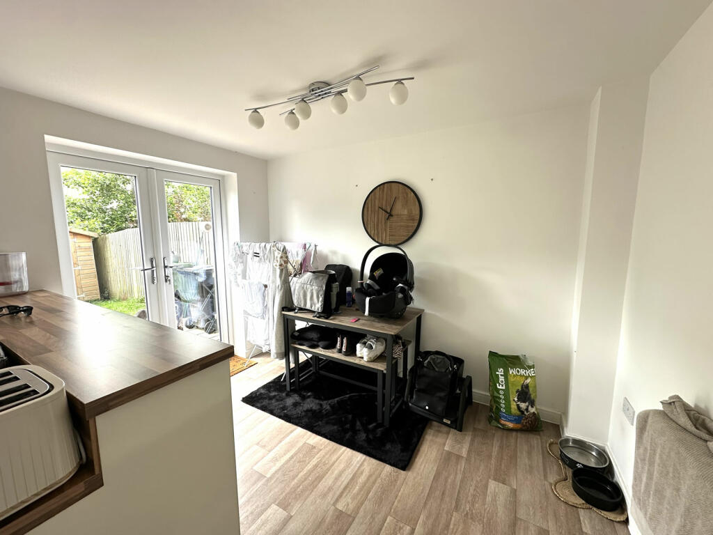 Additional image 4 of Severn Way, Holmes Chapel, CW4 8FS